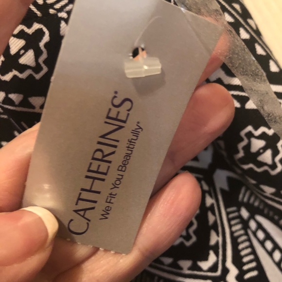 Catherine’s Marble Falls Maxi Dress - Picture 7 of 9